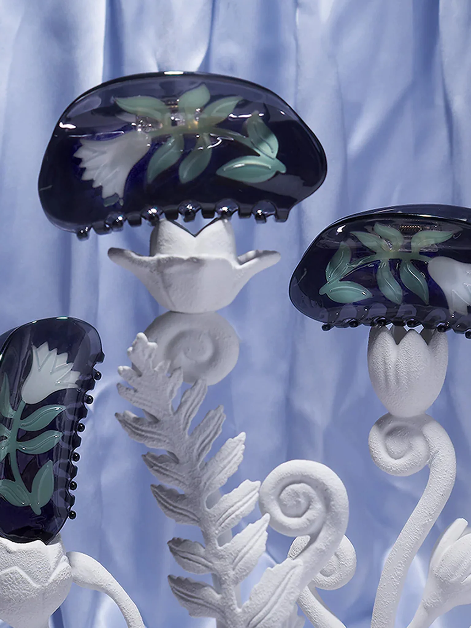 Belladonna Floral Hair Claw - Image 3