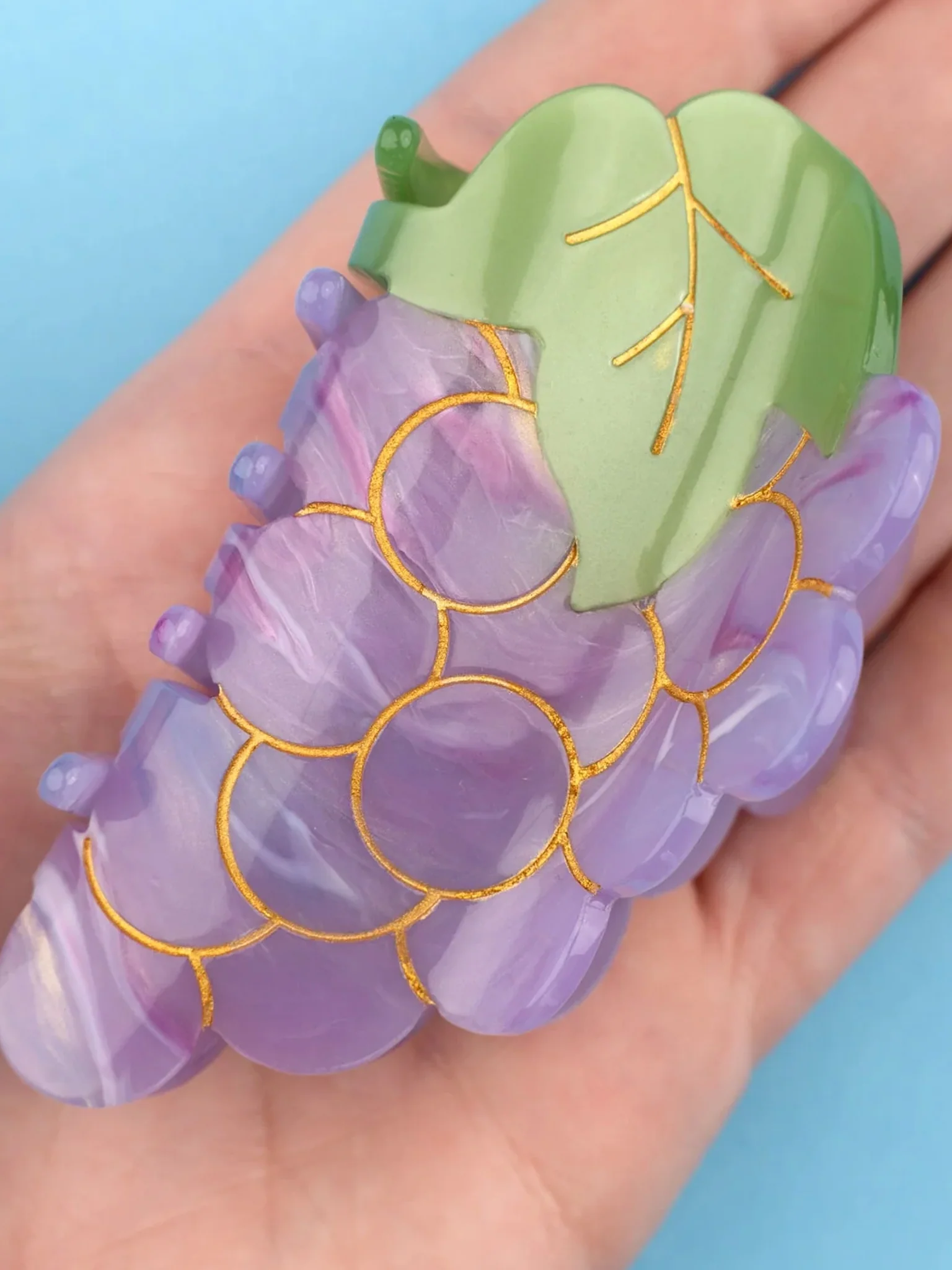 Grape Hair Claw - Image 4