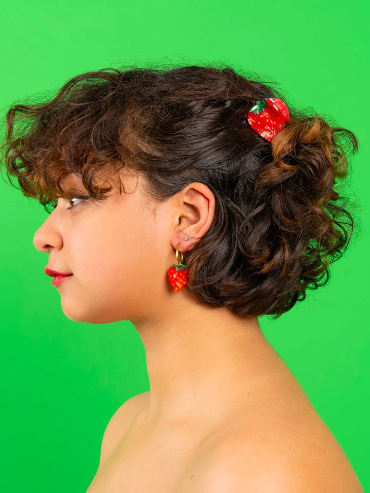 Strawberry Hair Claw - Image 2