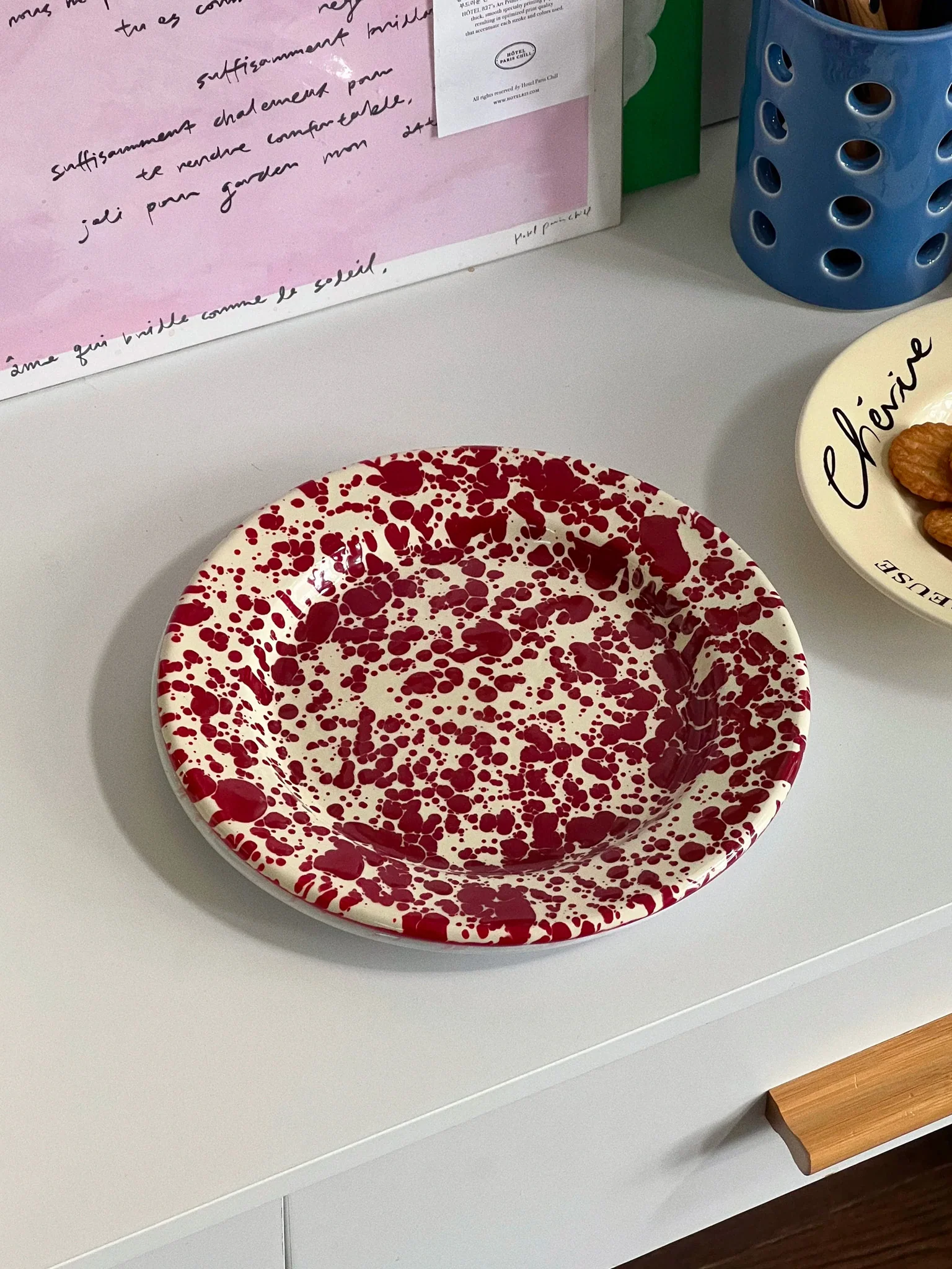 Splatter Flat Salad Plate (20cm) - Burgundy & Cream - Image 2