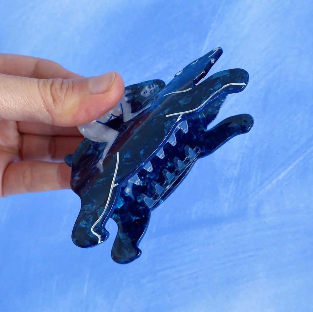 Girl and Bear Hair Claw - Image 4
