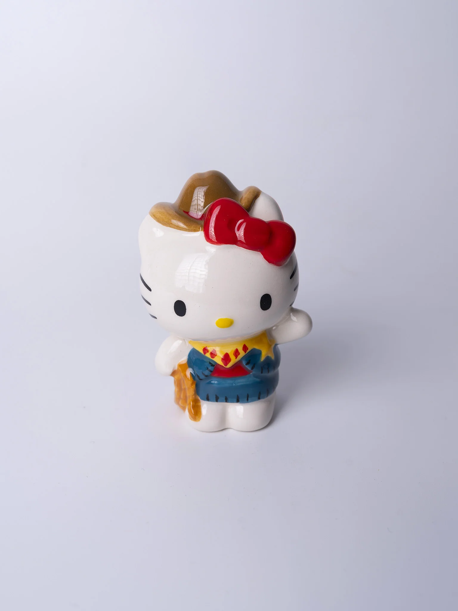 Hello Kitty - Cowgirl Salt & Pepper Set - Image 4