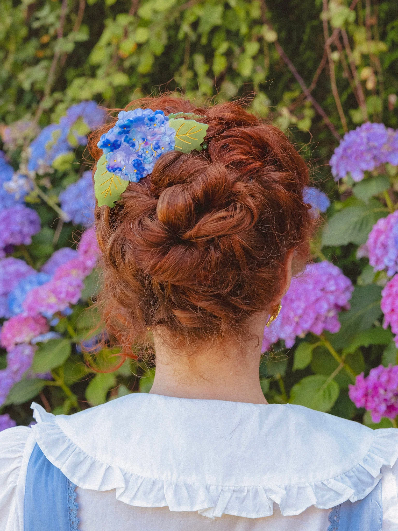 Hydrangea Hair Claw - Image 2