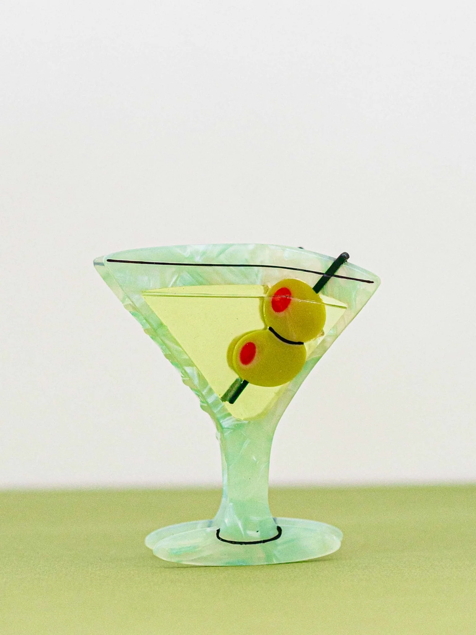 Jumbo Martini Hair Claw - Image 2