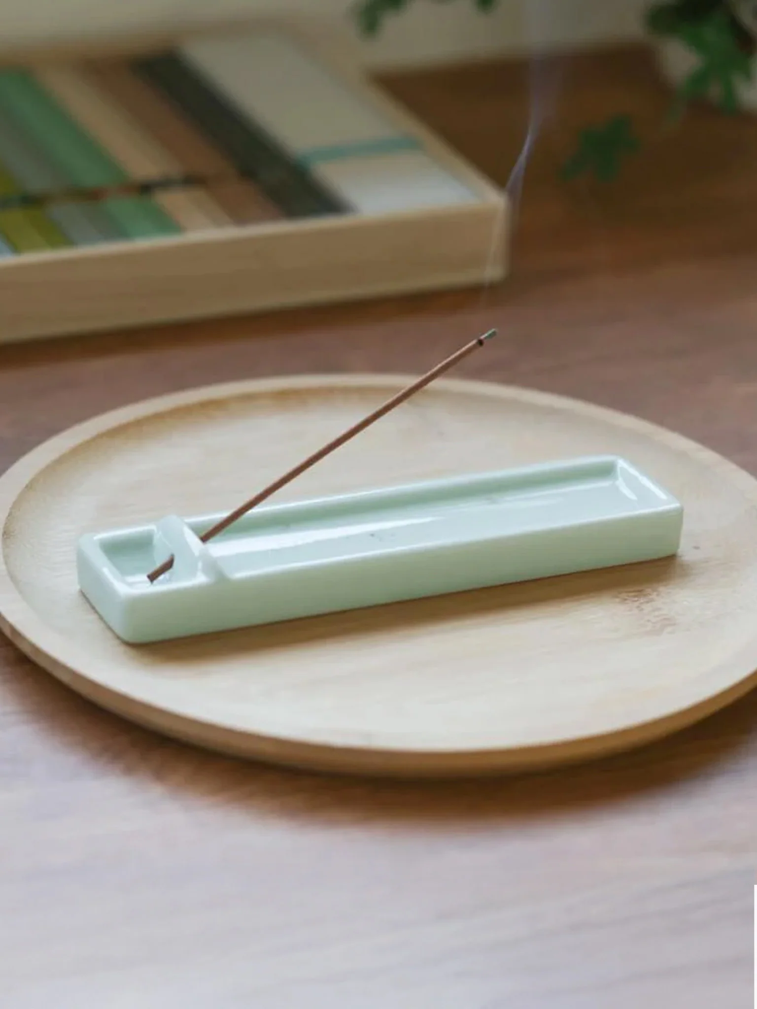Kousaido Incense Holder - Celadon Green - Image 2