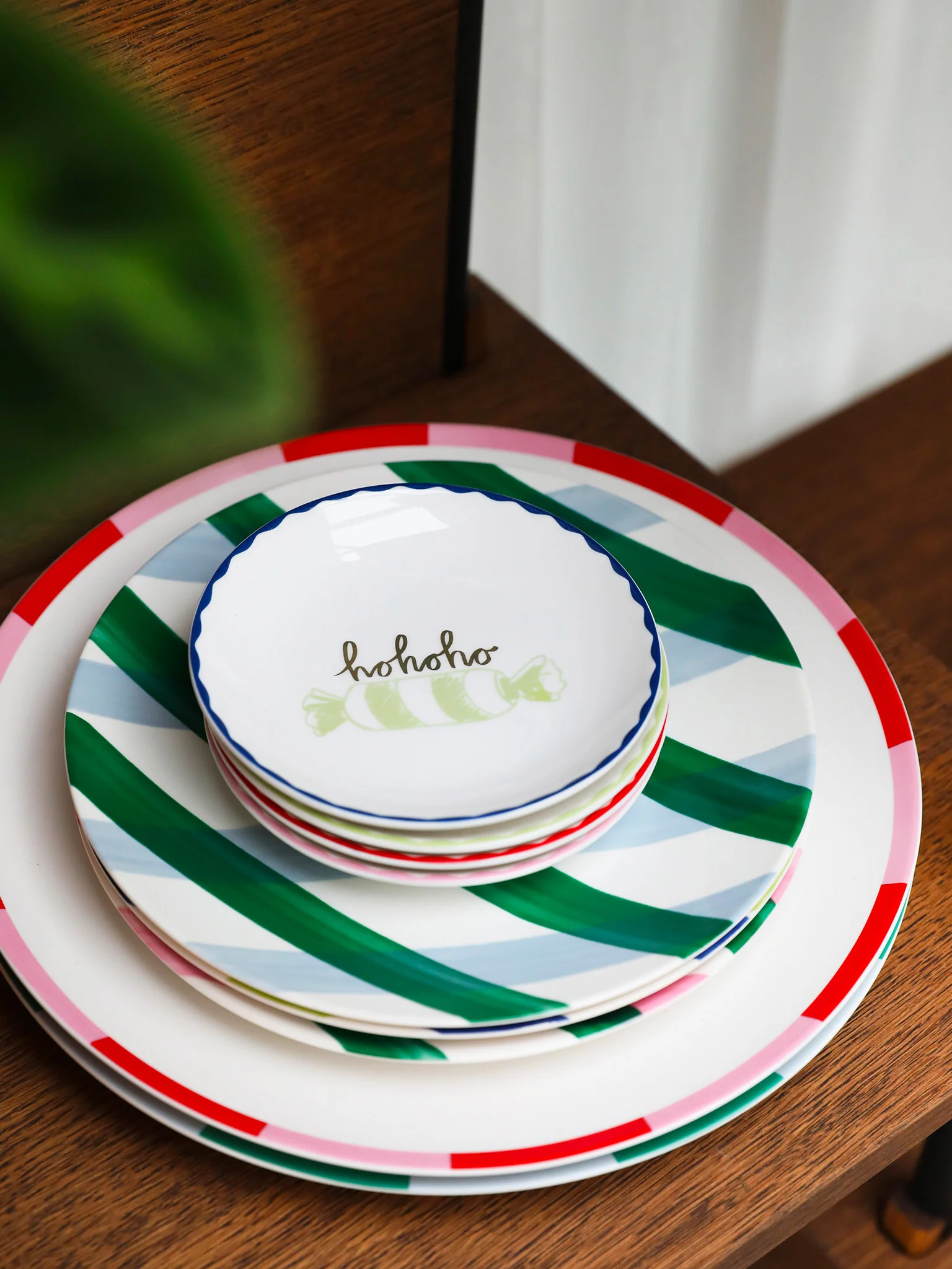Large Bliss Plate - Pink & Red (Set of 2) - Image 2