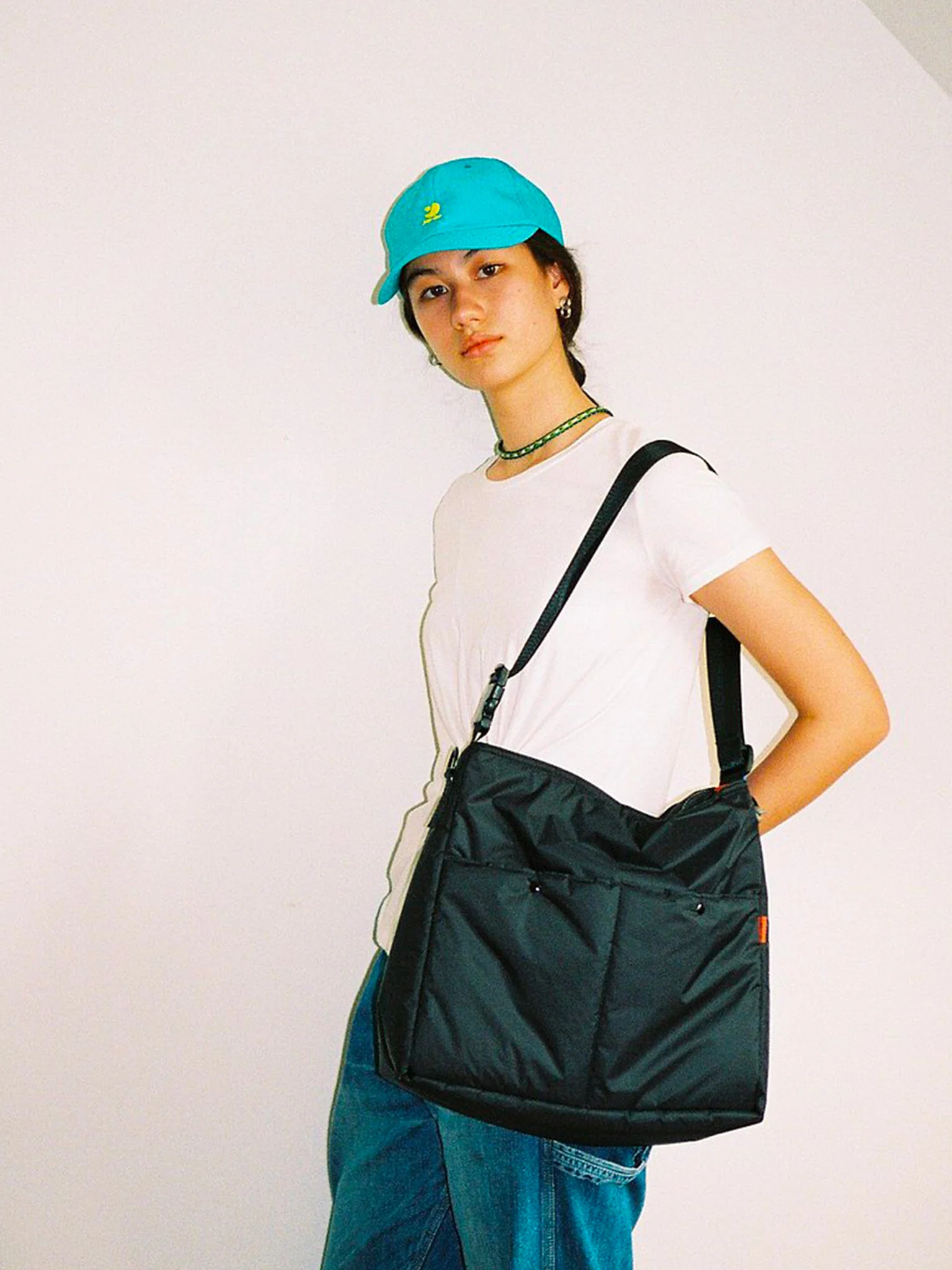 Lively Tote Bag - Black - Image 4
