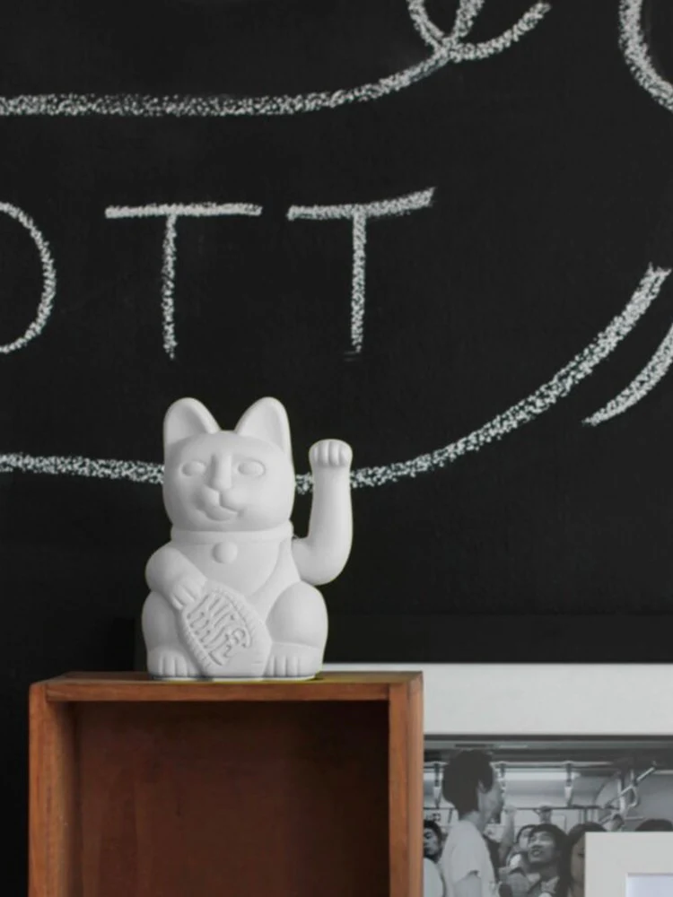 Lucky Cat Maneki-neko - White - Image 2