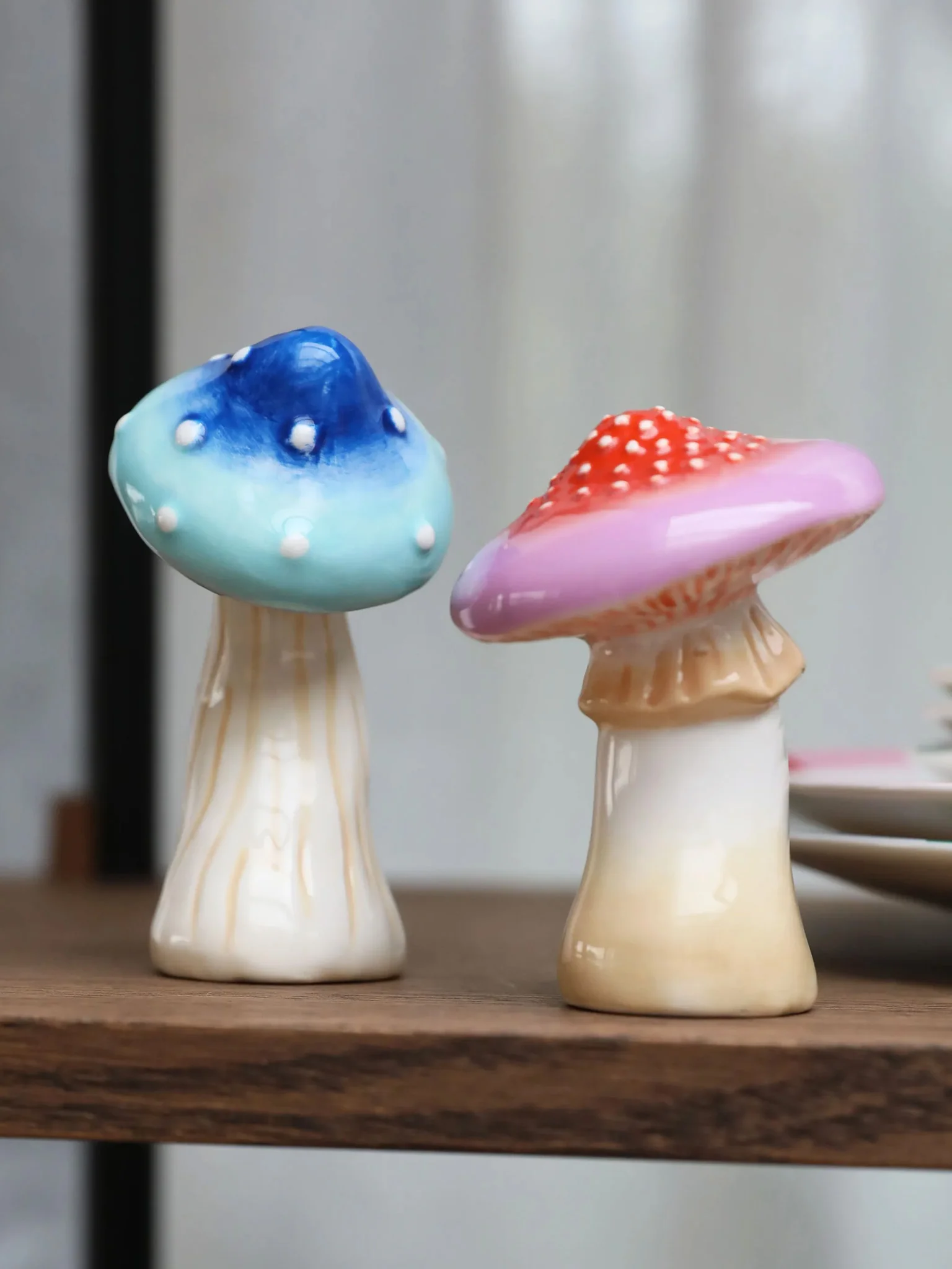 Magic Mushroom Salt & Pepper Shaker Set - Image 2