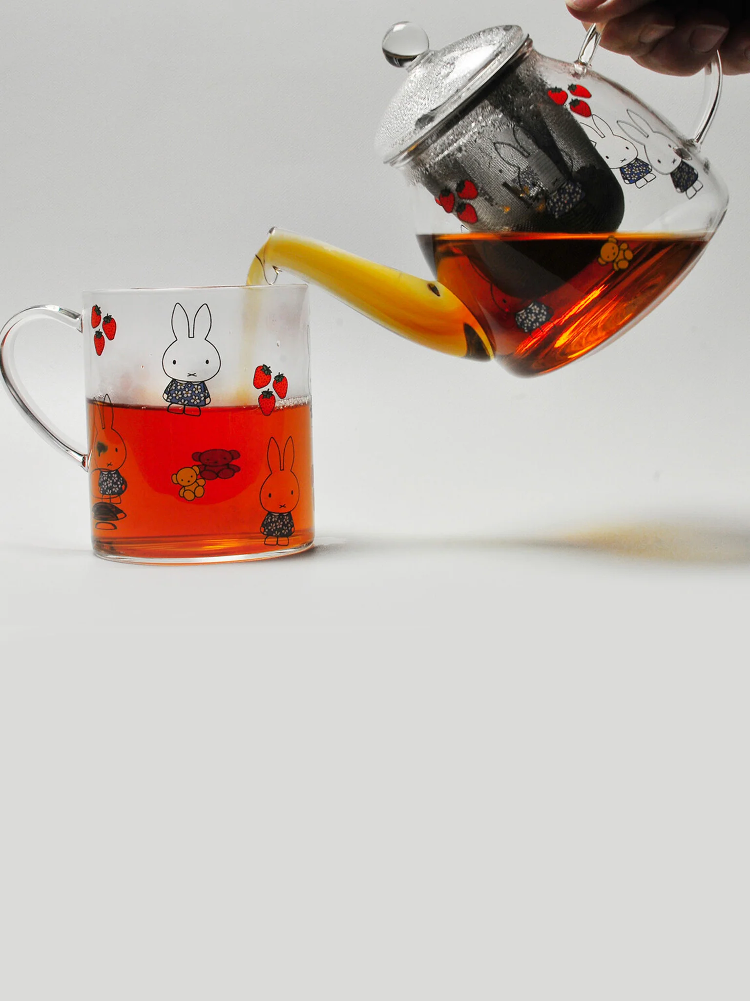 Miffy Teapot - Strawberry - Image 2