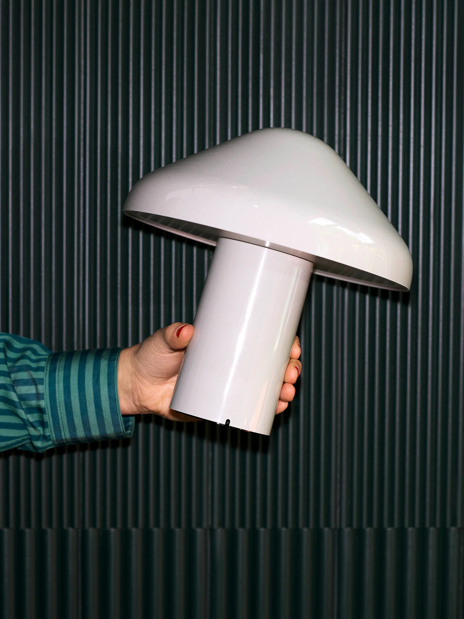 Pao Portable Lamp - Cream/White - Image 3