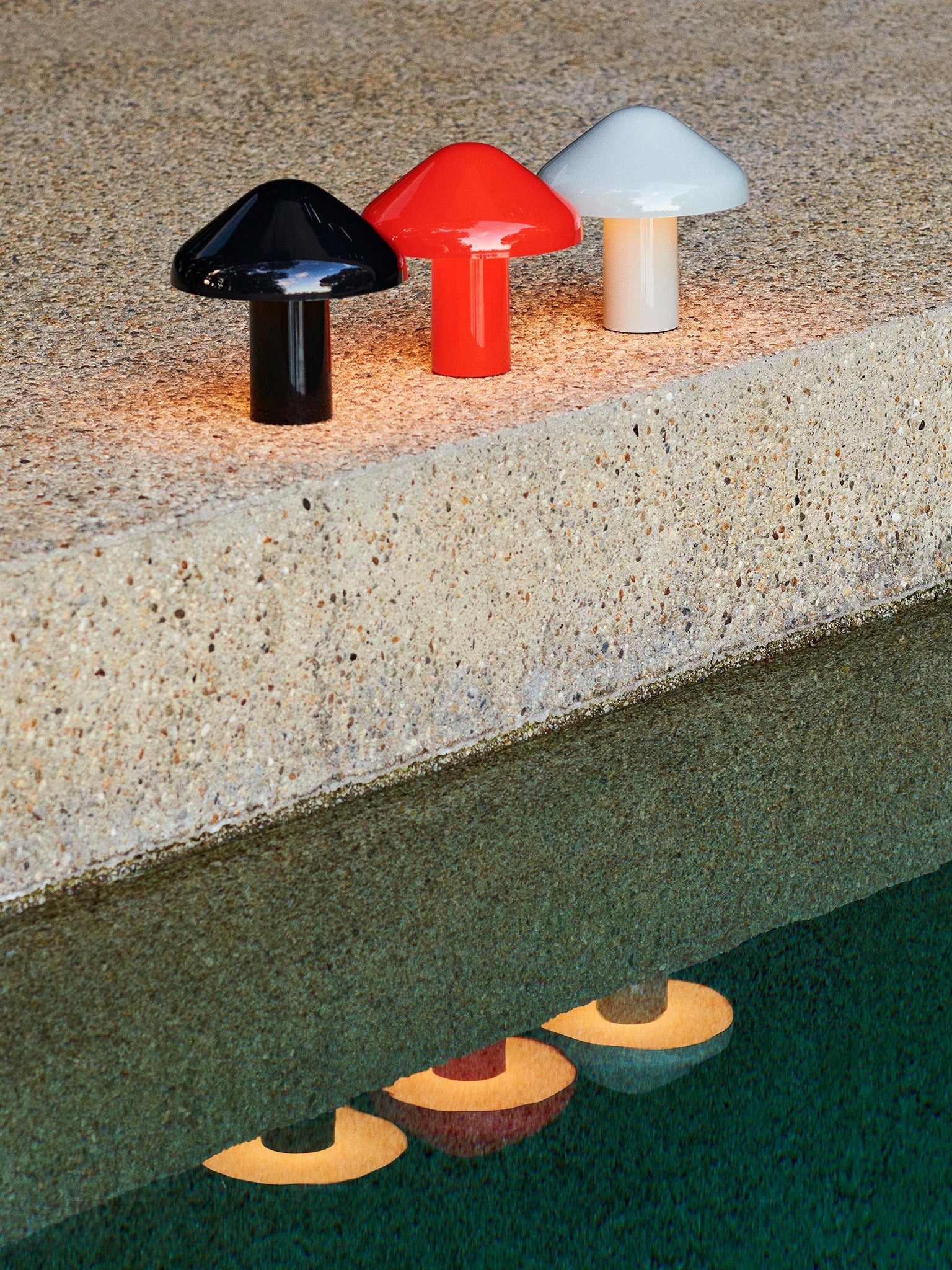 Pao Portable Lamp - Red - Image 5