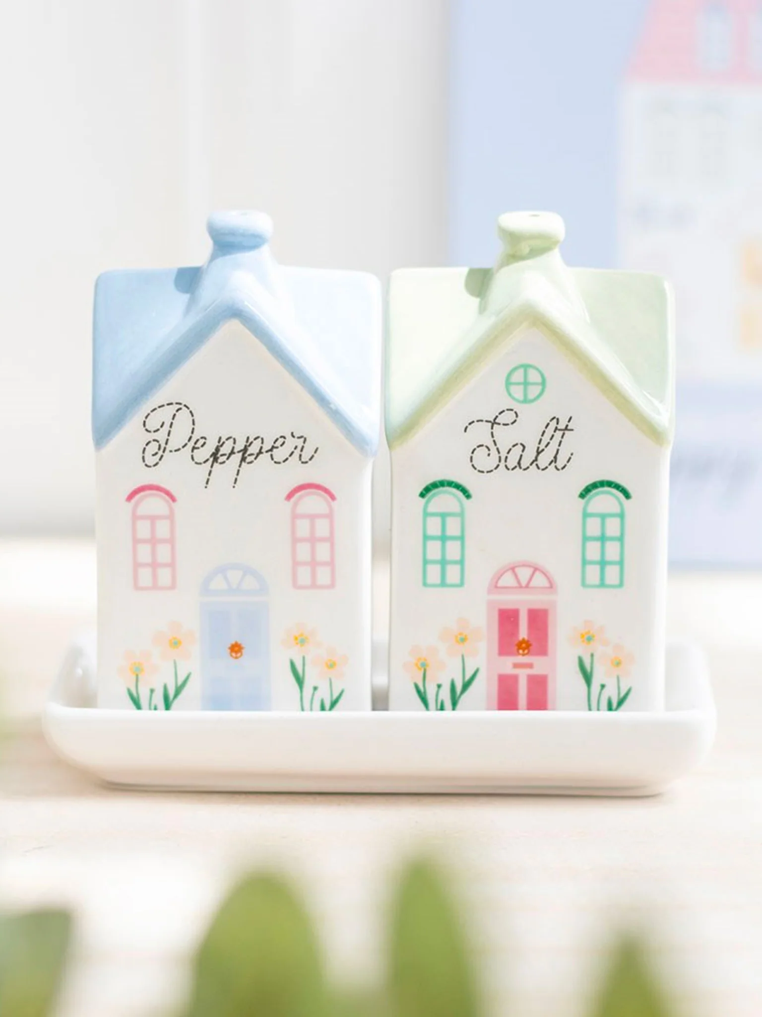 Pastel House Salt & Pepper Shaker Set - Image 3