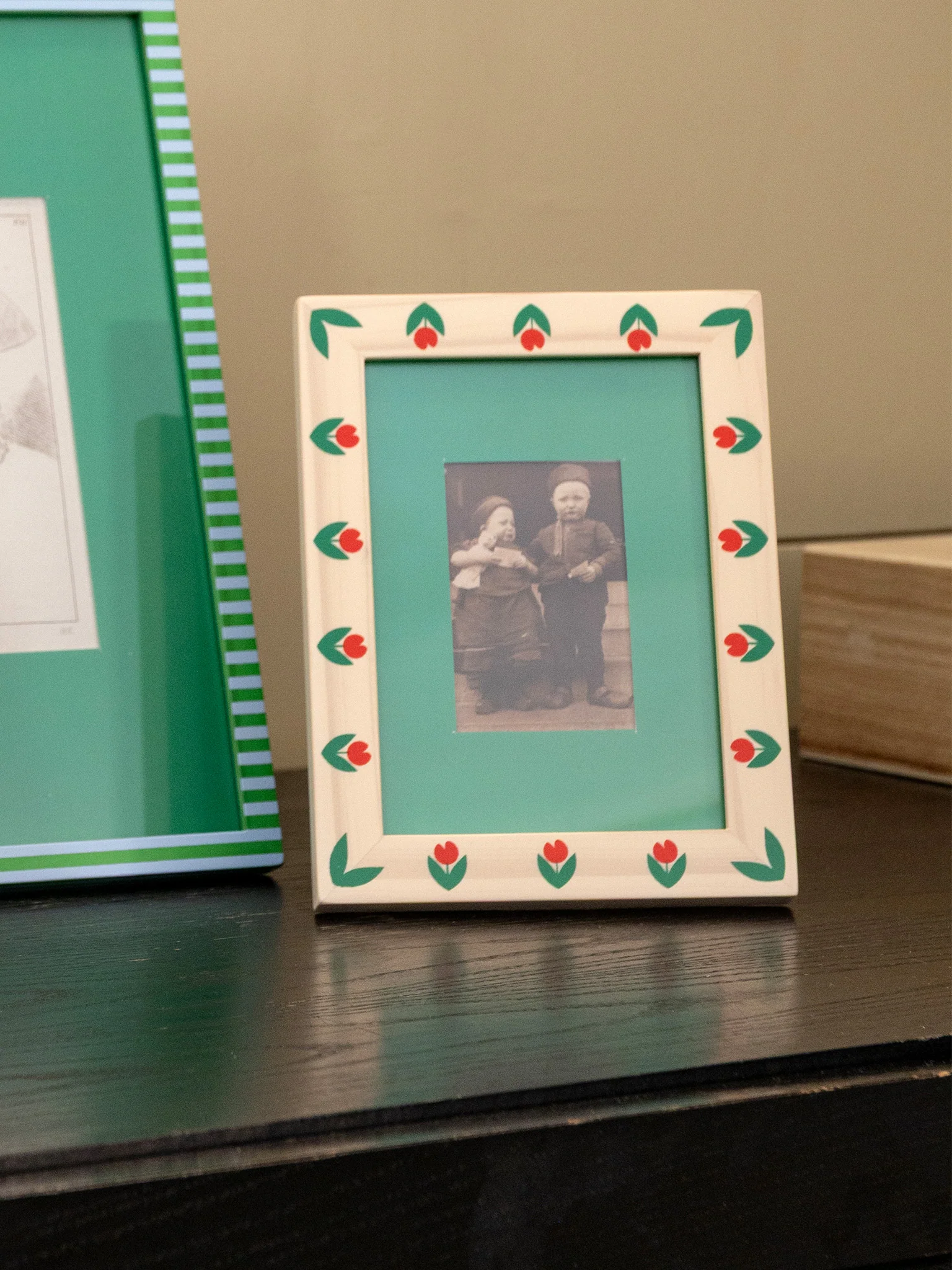 Patch Photo Frame - Tulip (19x14.5cm) - Image 2