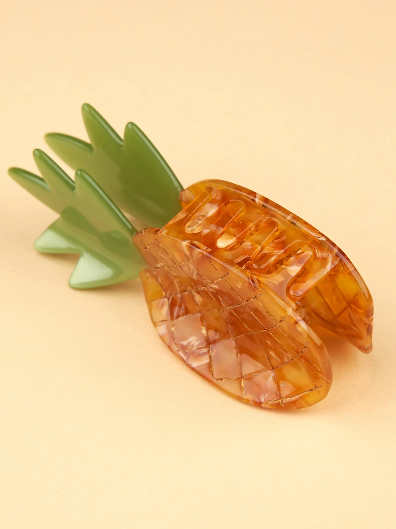 Pineapple Hair Claw - Image 3