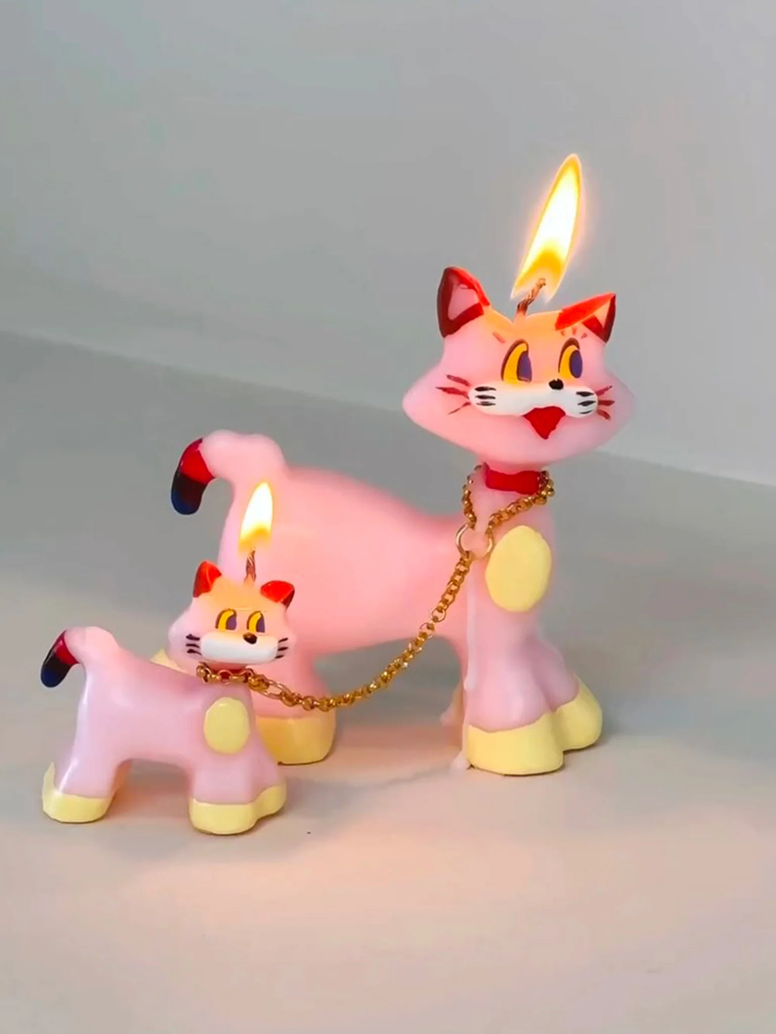 Pink Cats Candle - Image 2