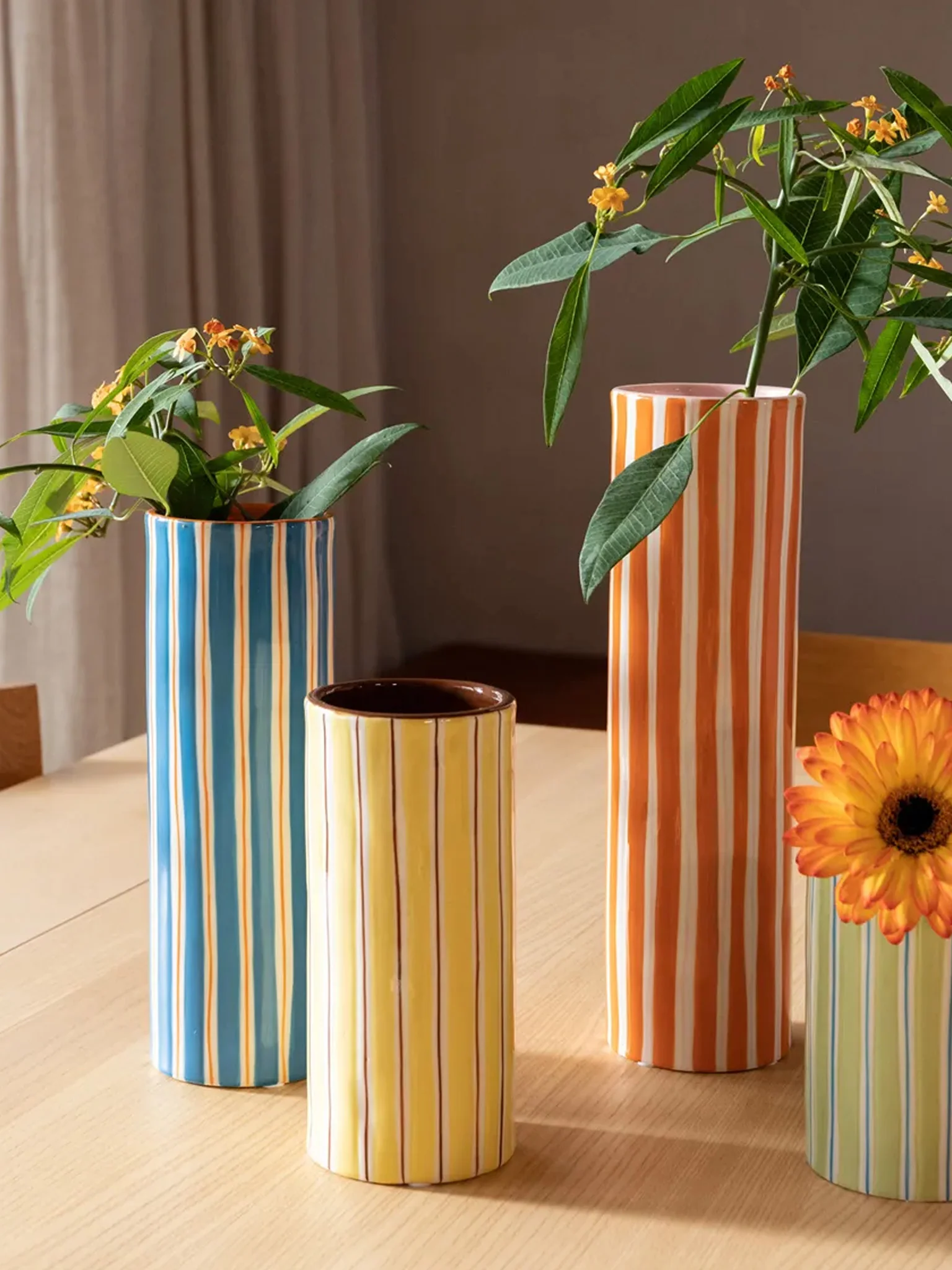 Ray Vase - Yellow - Image 2