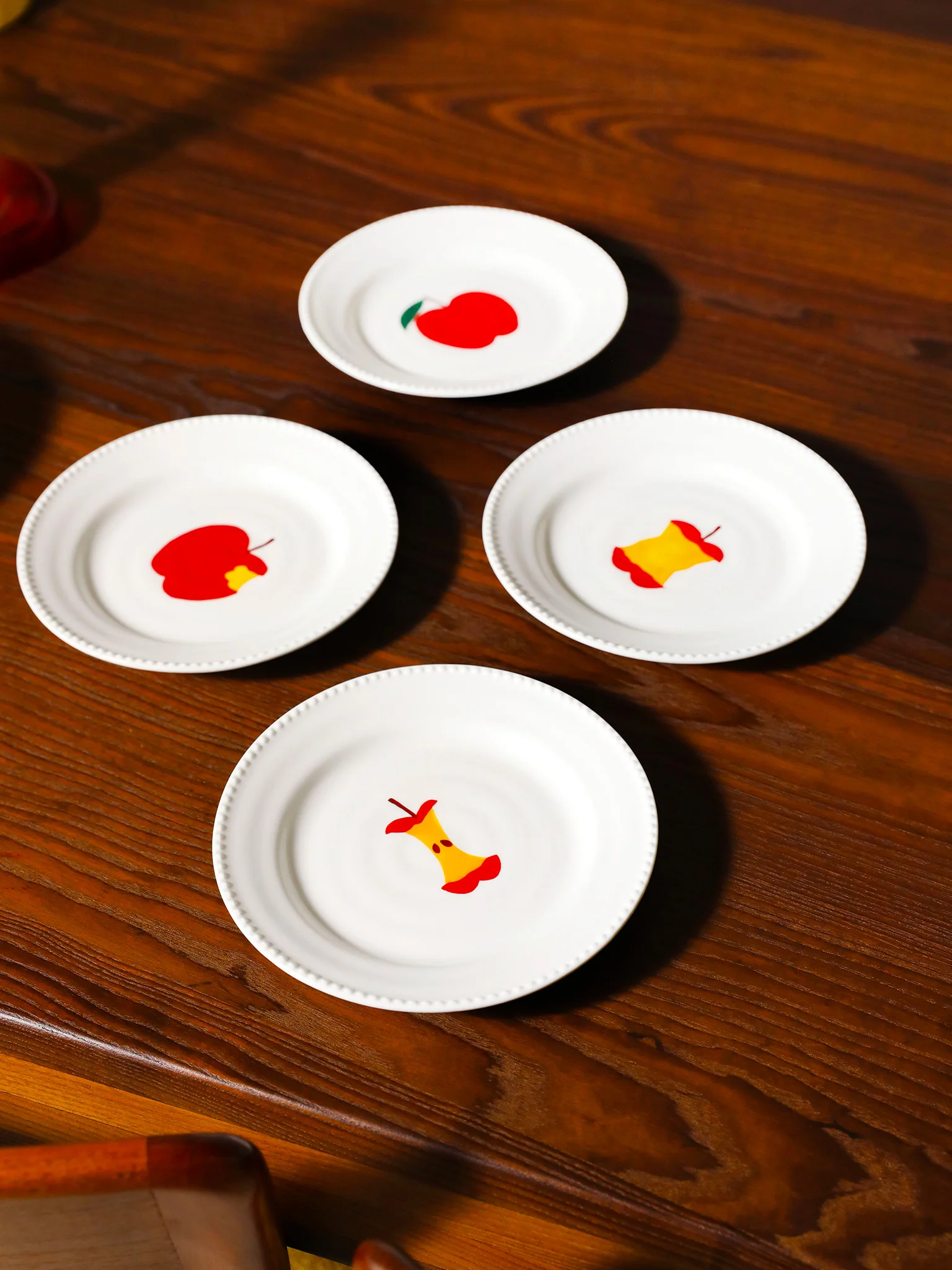Small Haines Plates - Apple (Set of 4) - Image 2