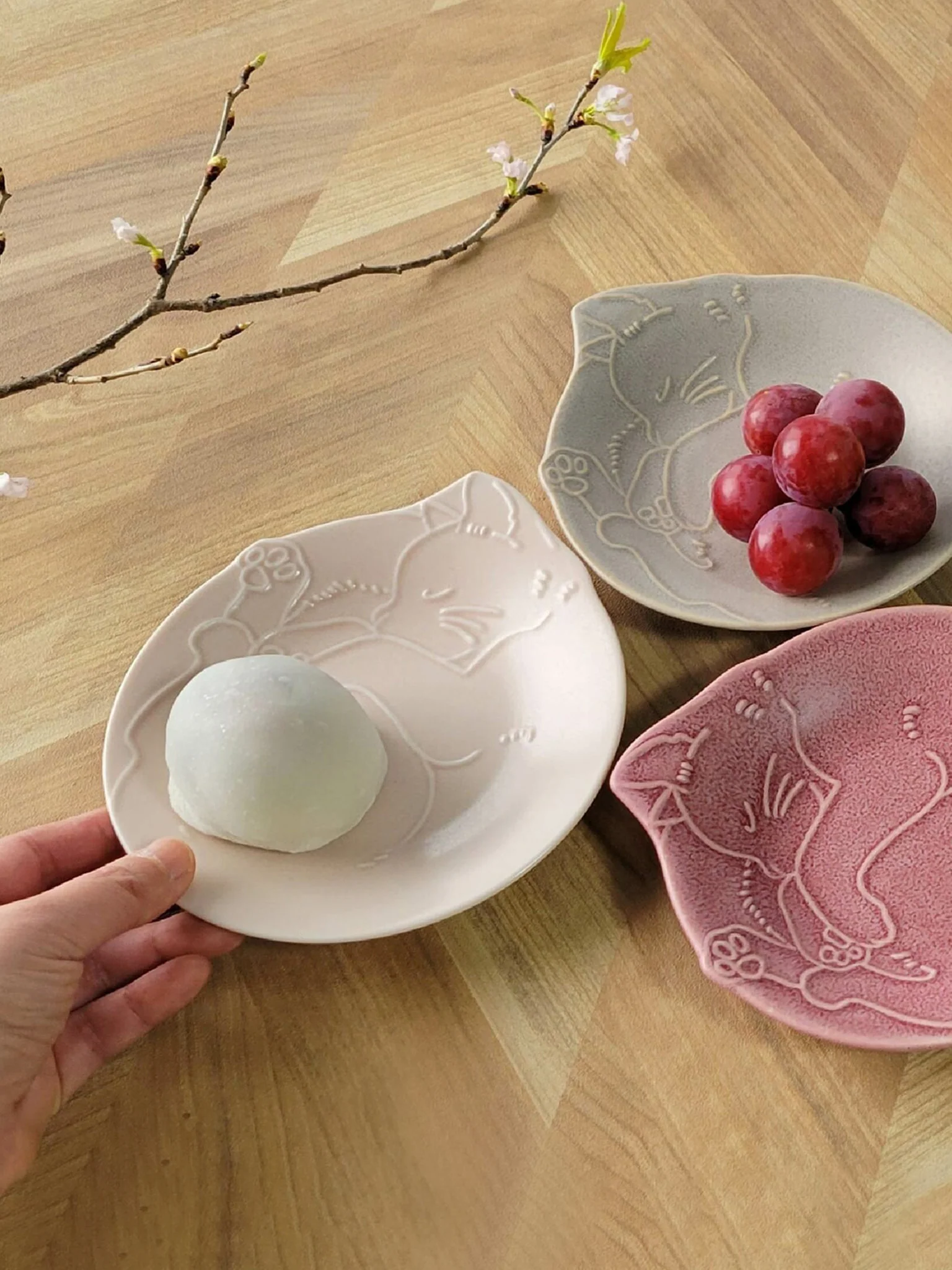 Small Plate Cats (16cm) - Sakura Pink - Image 2