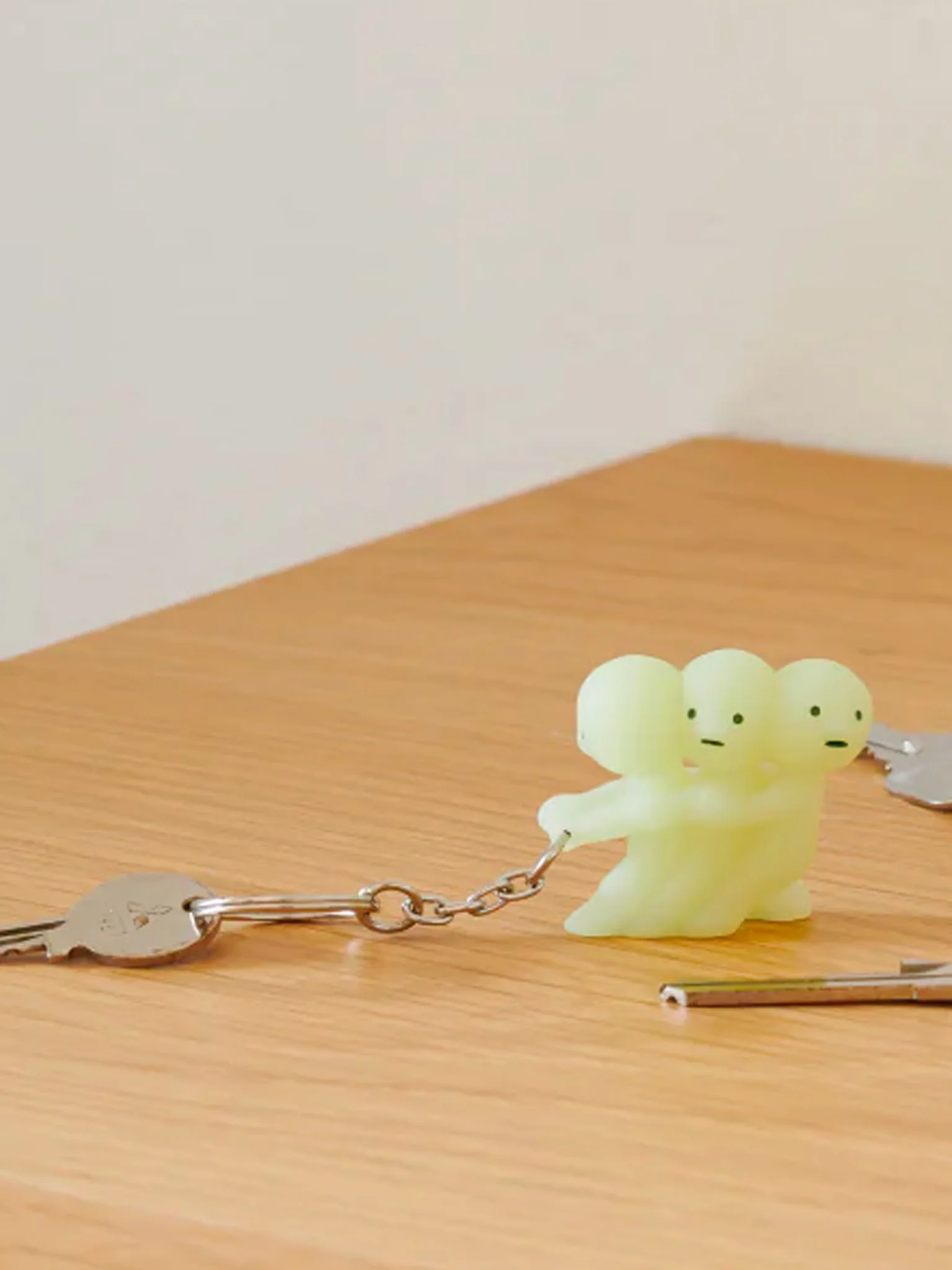 Smiski Keychain - Pulling the Key - Image 4