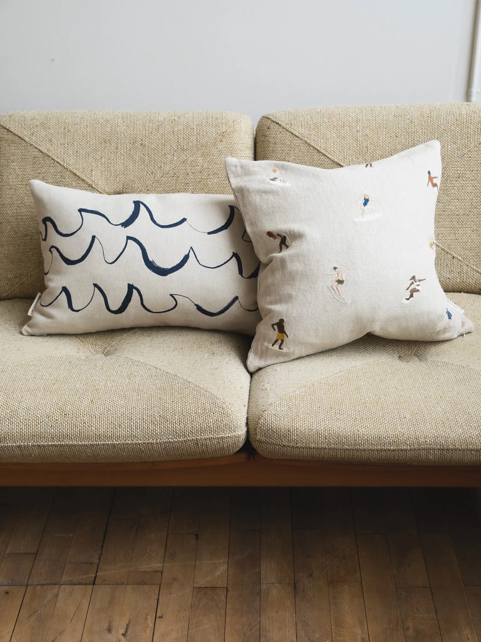 Surfers Cushion Cover - Image 4