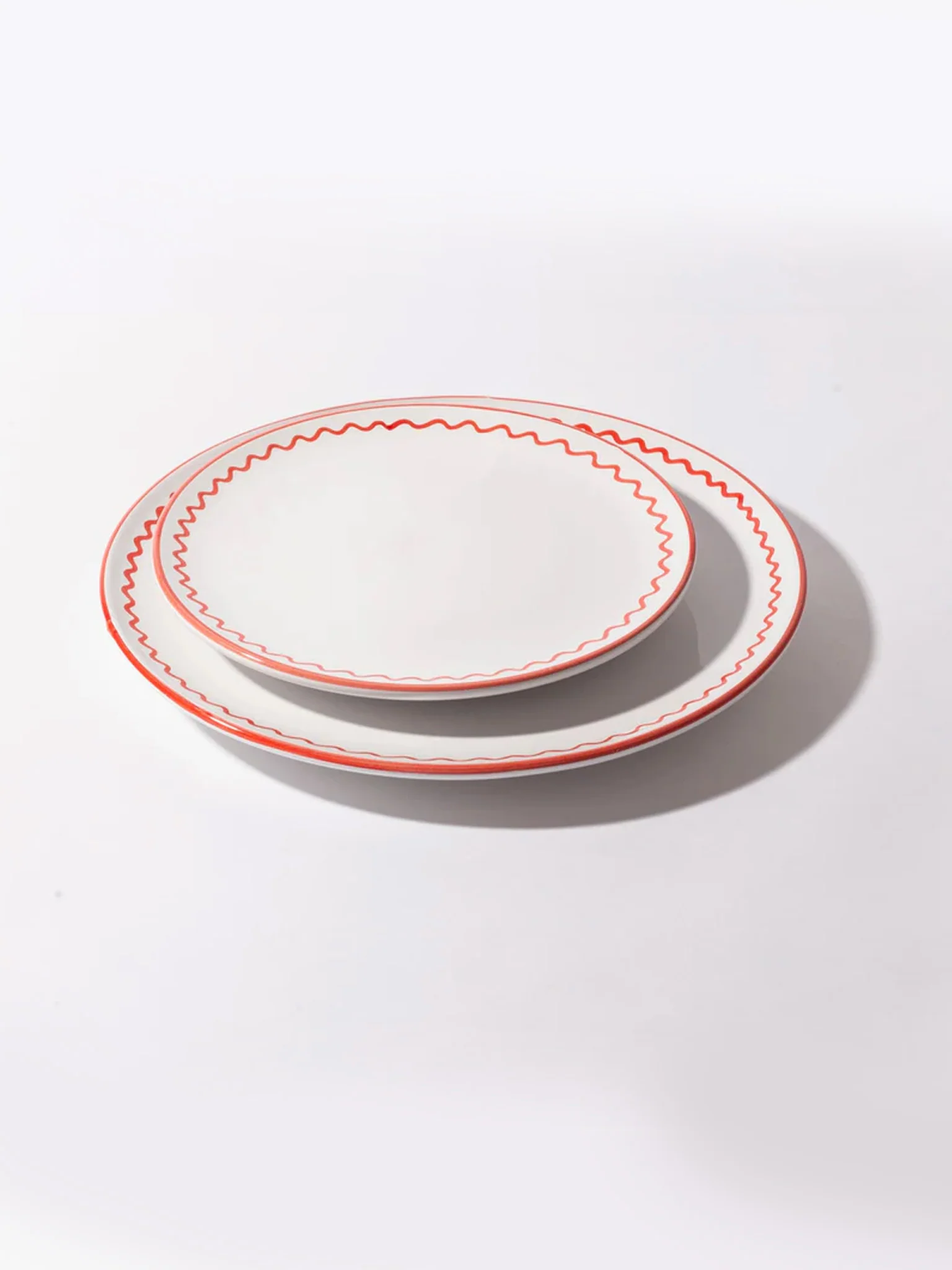 Zigzag Dinner Plate (25cm) - Lobster Red - Image 4
